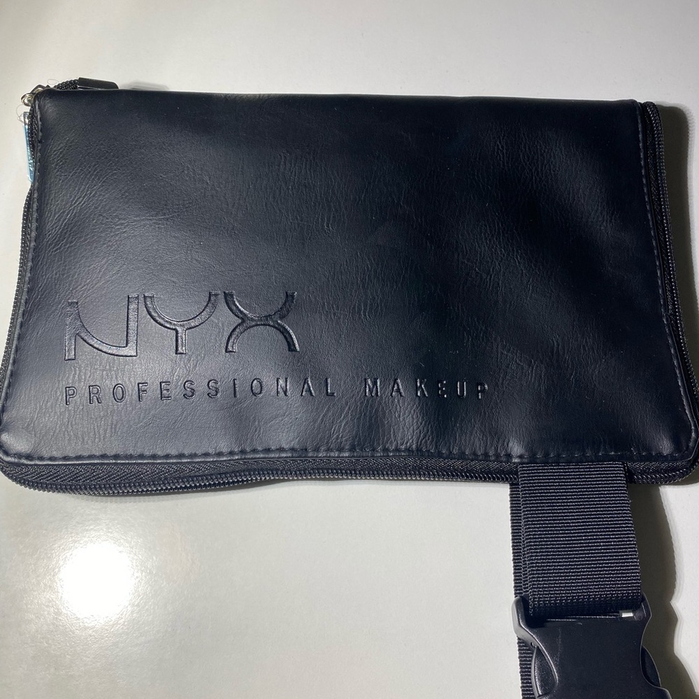 NYX Professional Makeup Belt